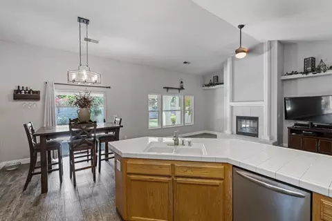 3760 Via Santa Barbara, Madera, CA 93637 photo 7
