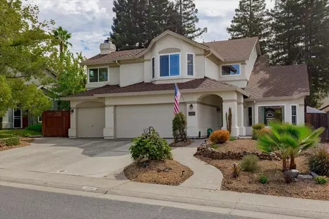 5629 Glen Oaks Dr, Rocklin, CA 95765