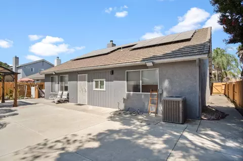 Exterior - 2414 Sorrel Dr, Turlock, CA 95380 photo 5 of 5