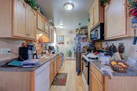 Kitchen - 1509 Grenache Ct, Modesto, CA 95358 photo 1 of 2