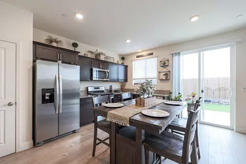 Kitchen - 190 Korbel Ave, Merced, CA 95348 photo 1 of 3