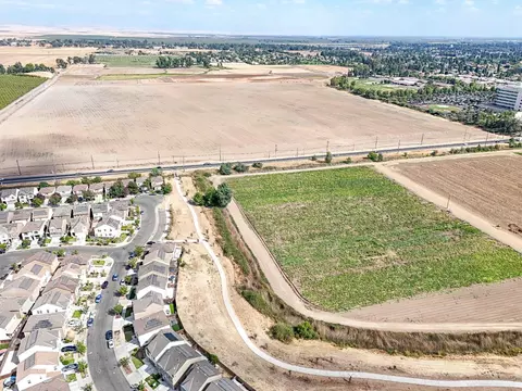 View/Area - 190 Korbel Ave, Merced, CA 95348 photo 8 of 15