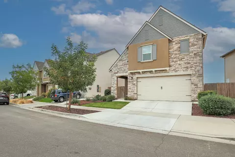 Exterior - 190 Korbel Ave, Merced, CA 95348 photo 2 of 9