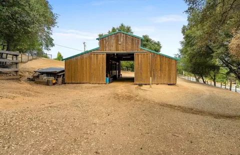 Exterior - 3980 Freedom Rd, Placerville, CA 95667 photo 2 of 23