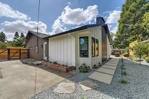Exterior - 1611 Del Dayo Dr, Carmichael, CA 95608 photo 17 of 18