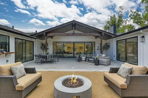 Exterior - 1611 Del Dayo Dr, Carmichael, CA 95608 photo 10 of 18
