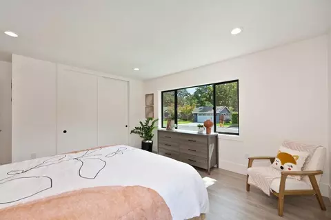 Bedroom - 1611 Del Dayo Dr, Carmichael, CA 95608 photo 4 of 9