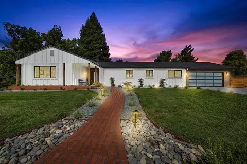 Exterior - 1611 Del Dayo Dr, Carmichael, CA 95608 photo 3 of 18