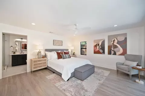 Bedroom - 1611 Del Dayo Dr, Carmichael, CA 95608 photo 7 of 9