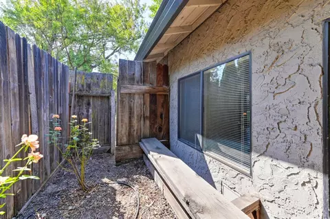 Exterior - 4840 Robertson Ave, Carmichael, CA 95608 photo 12 of 13