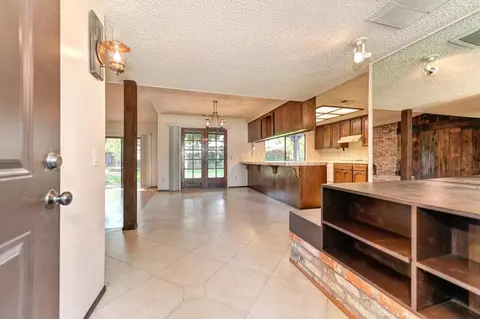 Entry Way - 4840 Robertson Ave, Carmichael, CA 95608 photo 1 of 2