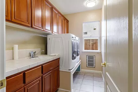 4205 Beyer Park Dr, Modesto, CA 95357 photo 18