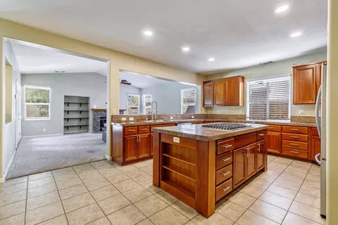 4205 Beyer Park Dr, Modesto, CA 95357 photo 5