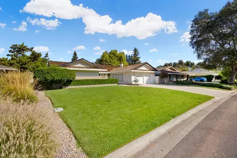 Exterior - 44558 N El Macero Dr, El Macero, CA 95618 photo 5 of 12