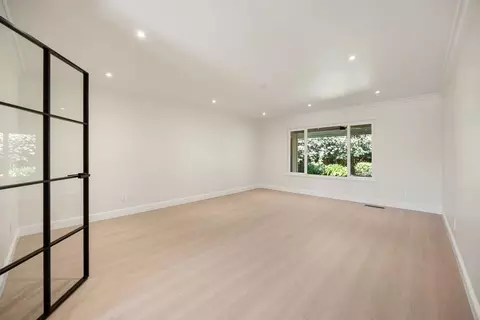 Living - 44558 N El Macero Dr, El Macero, CA 95618 photo 2 of 3