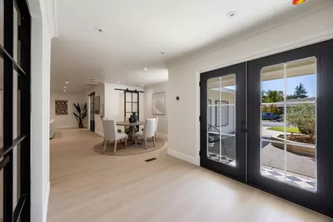 Entry Way - 44558 N El Macero Dr, El Macero, CA 95618 photo 2 of 8