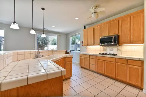 3120 Knightsbridge Dr, Modesto, CA 95355 photo 23