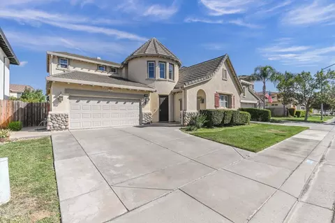 3120 Knightsbridge Dr, Modesto, CA 95355 photo 1