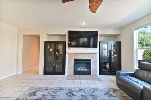 3120 Knightsbridge Dr, Modesto, CA 95355 photo 17