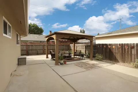 2120 Pine St, Lodi, CA 95242 photo 33