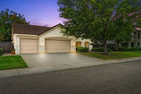 4533 Rosecliff Cir, Mather, CA 95655 photo 3