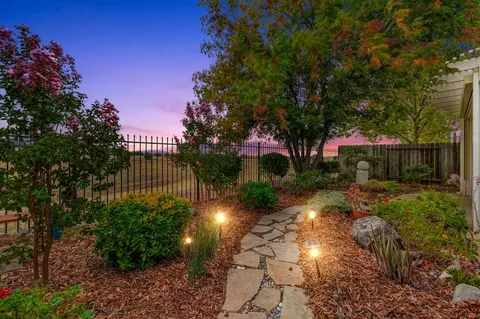 4533 Rosecliff Cir, Mather, CA 95655 photo 10