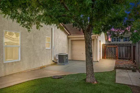 4533 Rosecliff Cir, Mather, CA 95655 photo 14