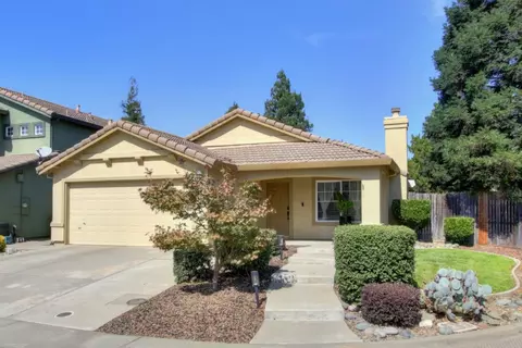 9099 Pembridge Dr, Elk Grove, CA 95624