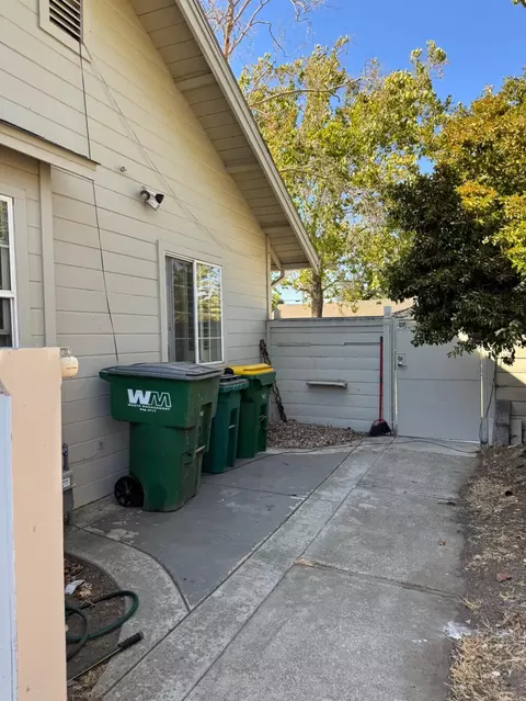 2204 Poplar, Stockton, CA 95205 photo 32