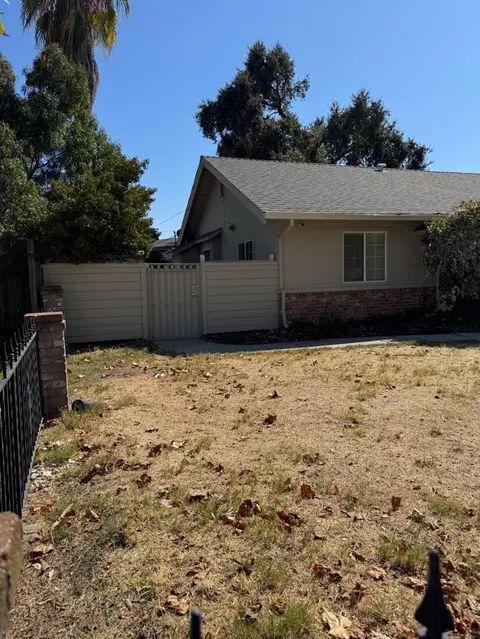 2204 Poplar, Stockton, CA 95205 photo 4