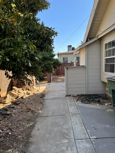 2204 Poplar, Stockton, CA 95205 photo 33