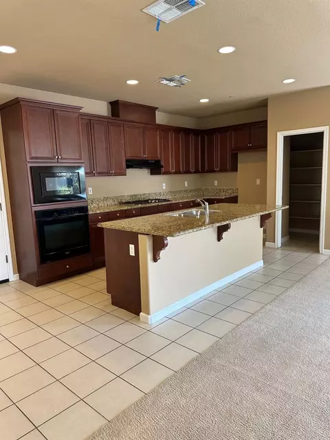 Kitchen - 269 Lavender Ln, Patterson, CA 95363 photo 1 of 1