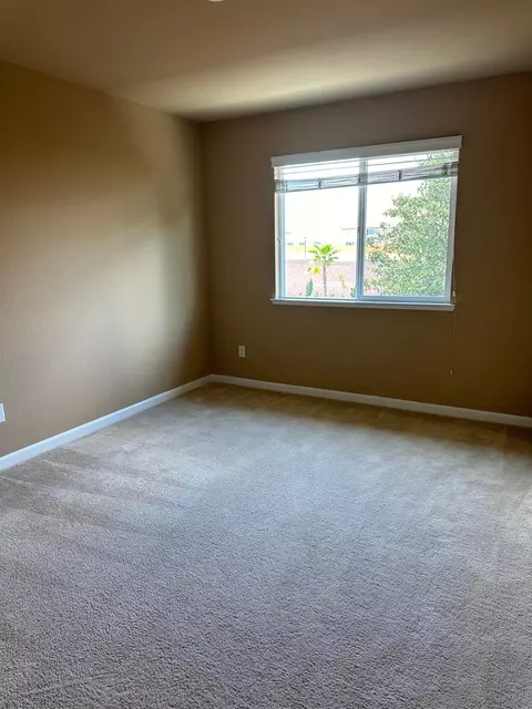 Bedroom - 269 Lavender Ln, Patterson, CA 95363 photo 4 of 5
