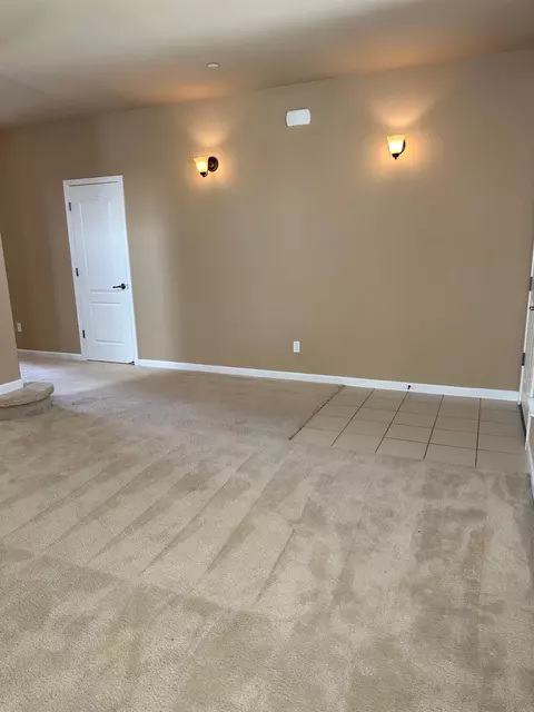 Living - 269 Lavender Ln, Patterson, CA 95363 photo 1 of 3