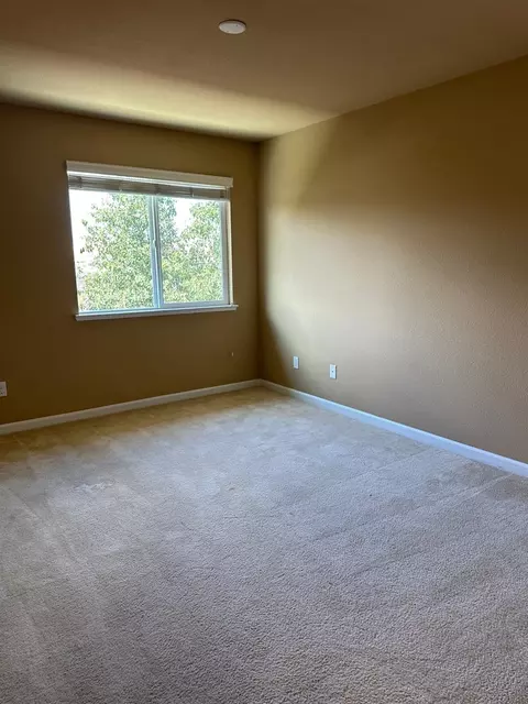 Bedroom - 269 Lavender Ln, Patterson, CA 95363 photo 2 of 5