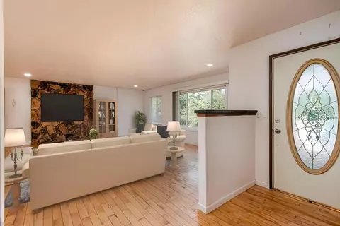 4900 Delos Ln, Placerville, CA 95667 photo 2
