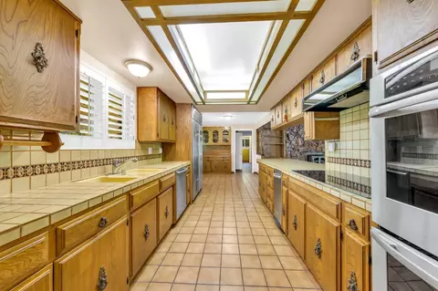 4941 Kipling Dr, Carmichael, CA 95608 photo 11