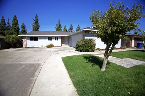 1113 Palmilla Dr, Modesto, CA 95356 photo 2