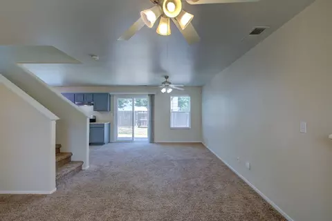 Living - 3751 Morning Glory Ave, Merced, CA 95348 photo 6 of 7