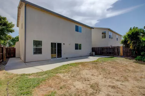 Exterior - 3751 Morning Glory Ave, Merced, CA 95348 photo 7 of 9