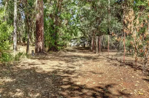 Exterior - 10848 Eich, Dobbins, CA 95935 photo 42 of 46