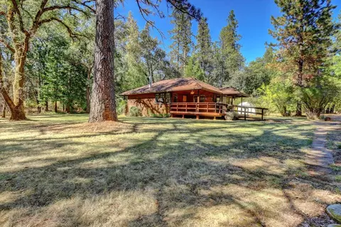 Exterior - 10848 Eich, Dobbins, CA 95935 photo 10 of 46