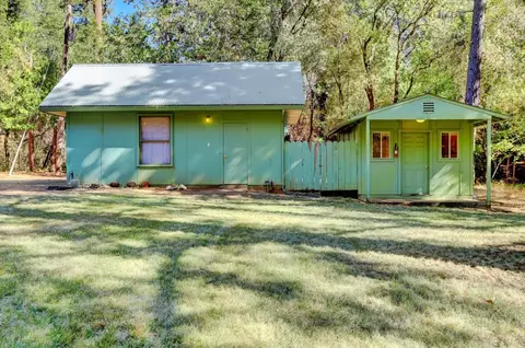 Exterior - 10848 Eich, Dobbins, CA 95935 photo 5 of 46