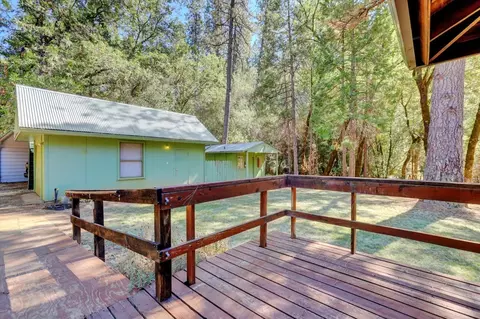 Exterior - 10848 Eich, Dobbins, CA 95935 photo 11 of 46