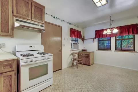 Kitchen - 10848 Eich, Dobbins, CA 95935 photo 3 of 7