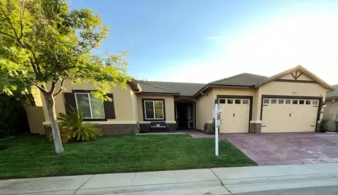 776 Griffey Way, Galt, CA 95632 photo 1