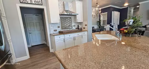 Kitchen - 776 Griffey Way, Galt, CA 95632 photo 5 of 12