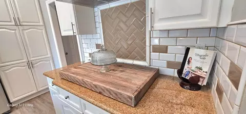 Kitchen - 776 Griffey Way, Galt, CA 95632 photo 10 of 12