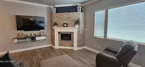 Living - 776 Griffey Way, Galt, CA 95632 photo 1 of 2