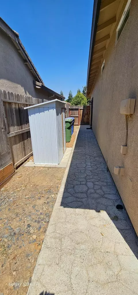 Exterior - 776 Griffey Way, Galt, CA 95632 photo 20 of 25